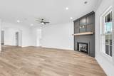 105 Sweet Clover Ct - Photo 15