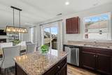 2813 Winterberry Dr - Photo 10