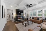 904 Carnation Dr - Photo 12