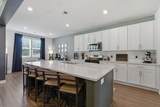 904 Carnation Dr - Photo 16