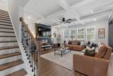 904 Carnation Dr - Photo 10