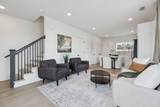 1015 W Trinity Ln - Photo 4