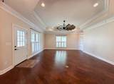 7009 Whisperwood Ave - Photo 9
