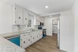 609 E 11th St - Photo 21