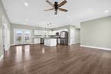 750 Honeysuckle Ln - Photo 8