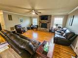 206 Hilltop Dr - Photo 4