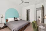 1027 E Trinity Ln - Photo 15