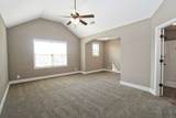 835 Crestone Ln - Photo 17