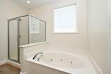 1009 Larkwood Dr - Photo 40