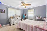 205 Houghton Dr - Photo 17