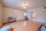 601 N Spring St - Photo 35