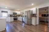 709 Windsor Ave - Photo 15