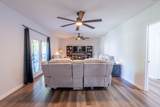 709 Windsor Ave - Photo 10