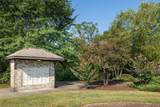 2050 Hemlock Dr - Photo 3