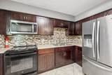 555 N Dupont Ave - Photo 9