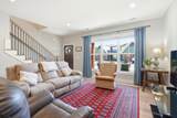 1056 Malinda Ln - Photo 8