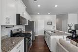 422 Manor Row - Photo 13