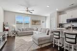 422 Manor Row - Photo 8