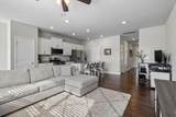 422 Manor Row - Photo 9