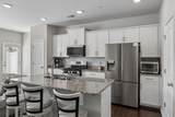 422 Manor Row - Photo 10