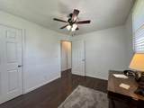 1196 Windsor Cir - Photo 21