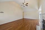 688 Fallbrook Ln - Photo 21