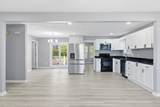 2039 Sterling St - Photo 10