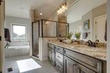 902 Larkspur Ln - Photo 27