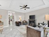 1043 Howland St - Photo 11