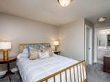 1043 Howland St - Photo 21