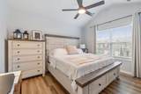 320 Manor Row - Photo 34