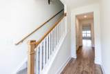 7085 Gracious Dr - Photo 33