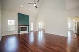 2815 Bowers Ln - Photo 6
