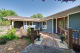 692 Tanglewood Dr - Photo 2
