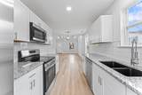 329 Simpson St - Photo 3