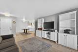 555 N Dupont Ave - Photo 3
