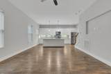 2402 Hyde St - Photo 4