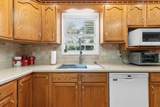 1033 Sivley Rd - Photo 12