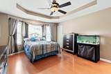 1033 Sivley Rd - Photo 17