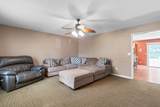 1033 Sivley Rd - Photo 8