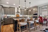 2109 Boxwood Cir - Photo 10