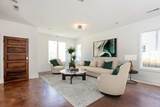 2123B Burns St - Photo 3