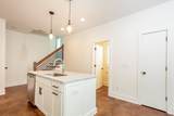 2123B Burns St - Photo 7