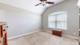 1009 Halverson Dr - Photo 12