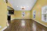 1011 Bate Ave - Photo 3
