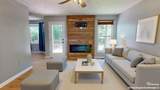 1404 Windhill Ct - Photo 3