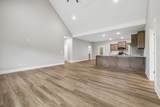 1702 Ellington Dr - Photo 6