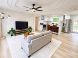 3213 Cloverwood Dr - Photo 4