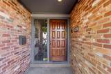 133 Hampton Pl - Photo 3