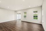 1049 Mountain View Dr - Photo 5